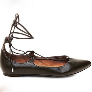 Steve Madden LeCrew lace up Ballet Flat